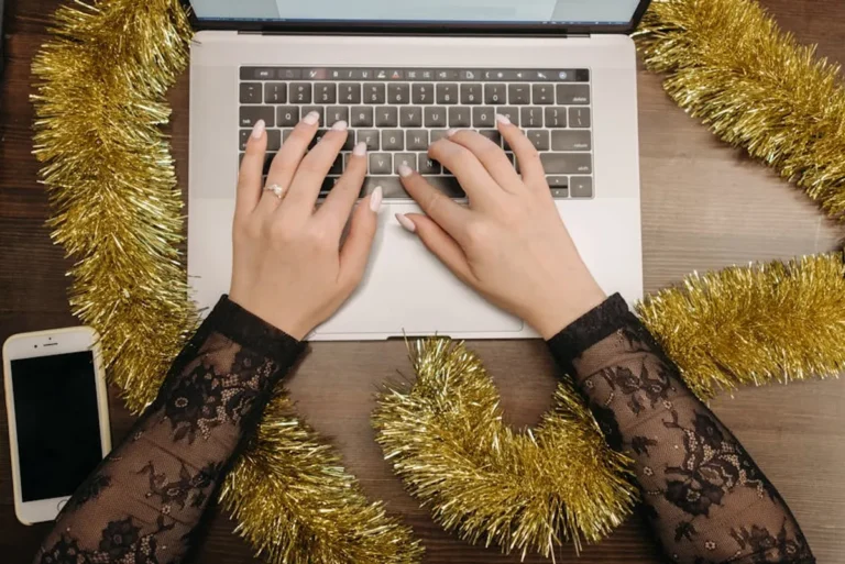 Holiday Date Guides That Bring Recurring Search Traffic