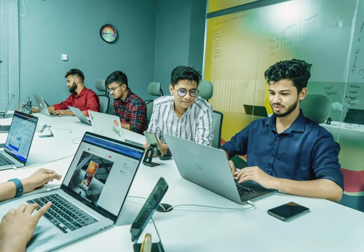 How veganovtrichy.com Fits Into a Smarter Topic Cluster Strategy: A Rankings, Trends, And Online Discovery Perspective