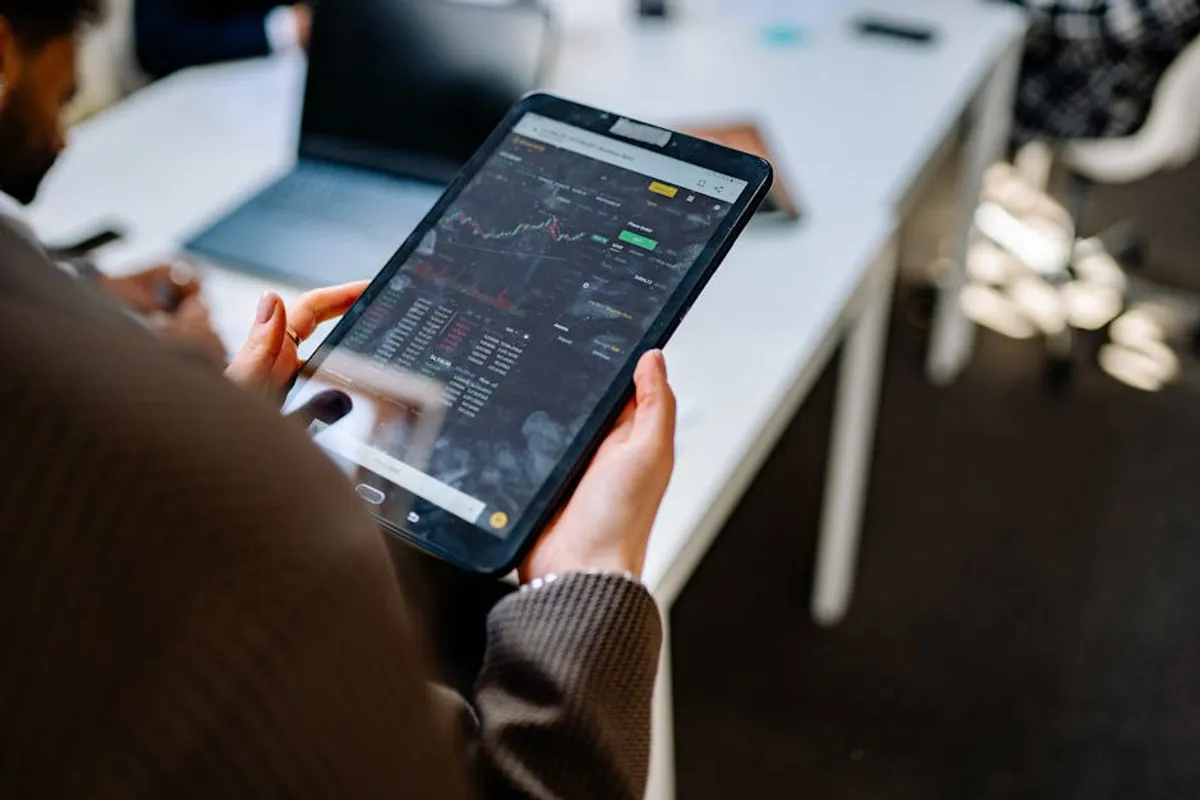Real-time analytics platforms: SEO Meaning, Use Cases, and Better Alternatives